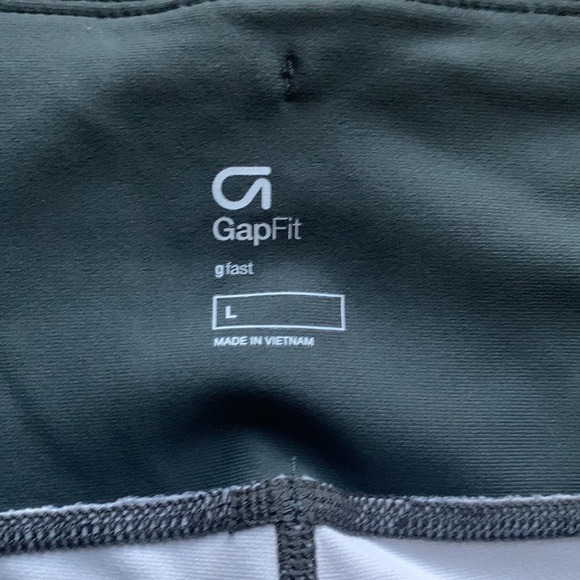 GAP Fit Workout Leggings - Picture 4 of 5